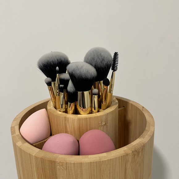 Makeup brush set